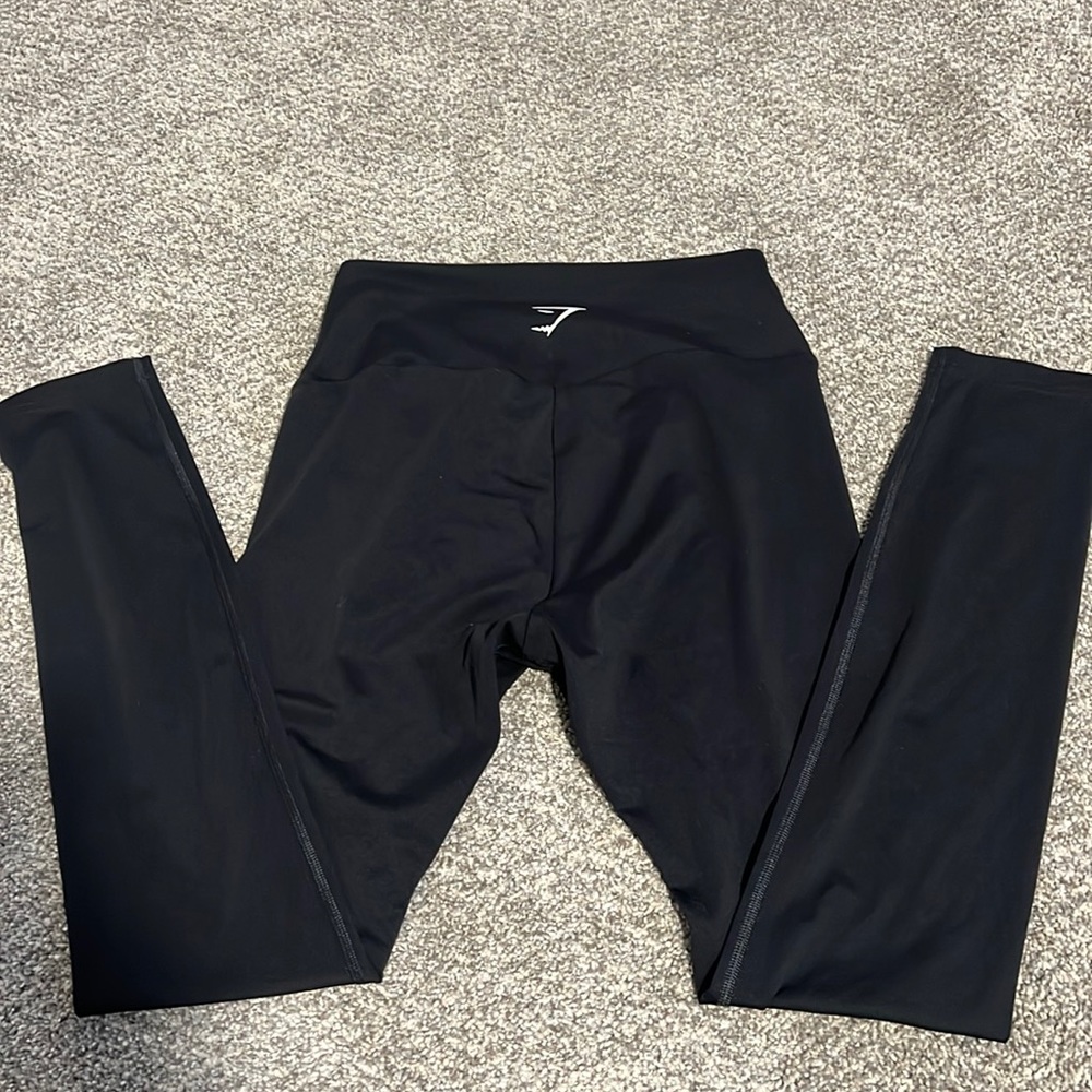 Gym shark training leggings